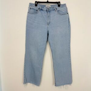 Abercrombie & Fitch Women’s The 90s Relaxed High Rise Jeans. Size 33 Short.